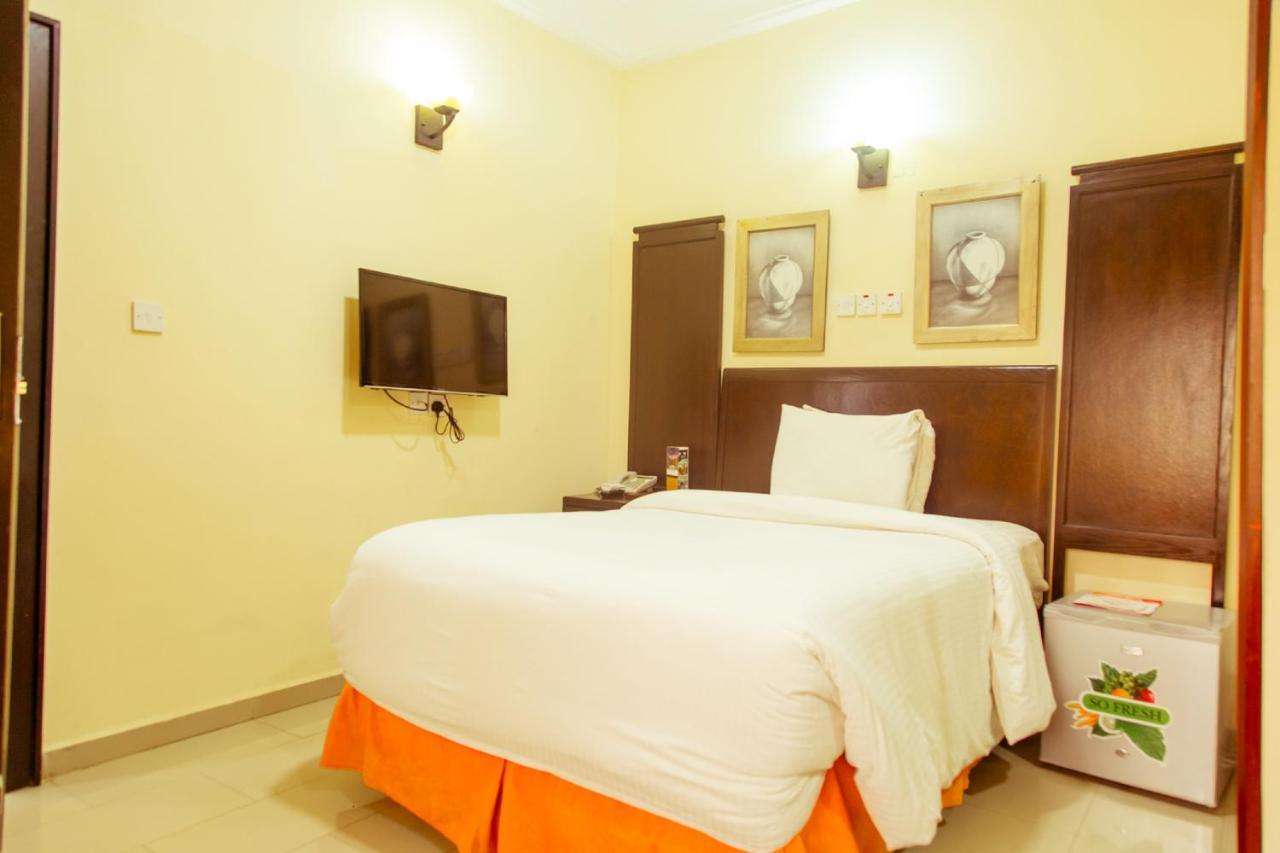 Hotel Reno Abuja Exterior photo