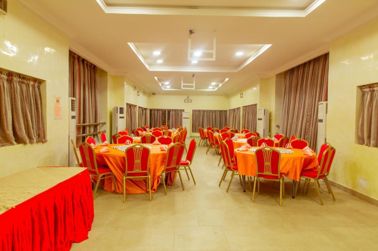 Hotel Reno Abuja Exterior photo